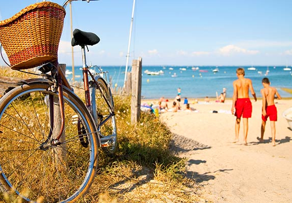 Take advantage of the 3 possible arrival days this summer!